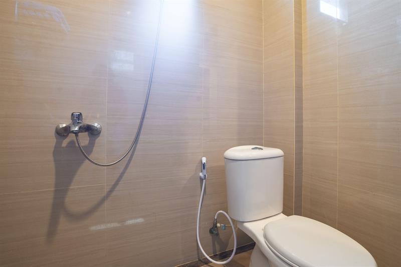 Oyo Flagship 1575 Urban 18 Hotel Surabaya Ngoại thất bức ảnh